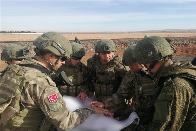 Turkey-Russia complete thirteenth joint patrols in Syria, Turkish Defense Ministry says