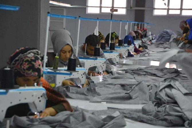 Viranşehir'in ilk tekstil fabrikasında çalışmalar başladı