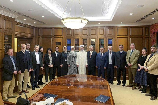 Erbaş, İngiltere’de