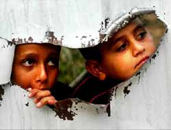 Îşgalker Îsraîl Di 2012an De 900 Zarokên Fîlîstînî Girtin