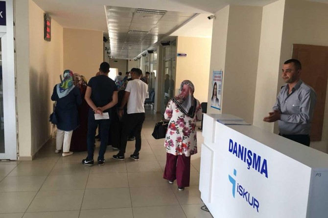 Bitlis'te 3 bin kişi işsizlik maaşı için başvuru yaptı