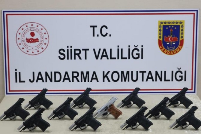 Siirt’te silah kaçakçılarına operasyon