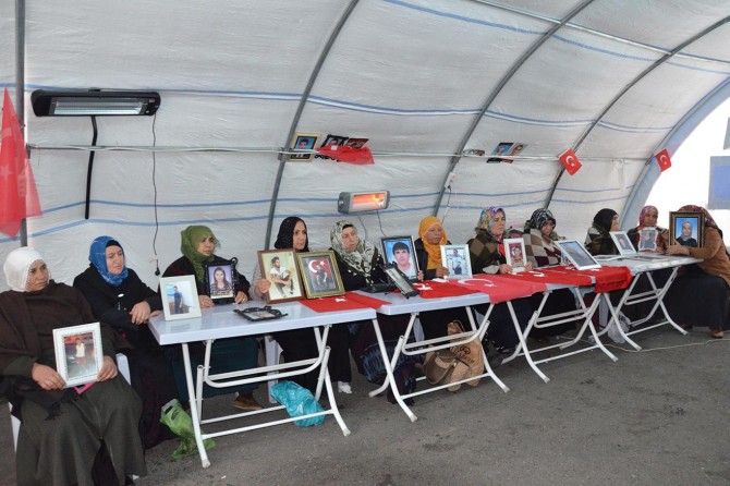 Evlat nöbeti 100 günü geride bıraktı