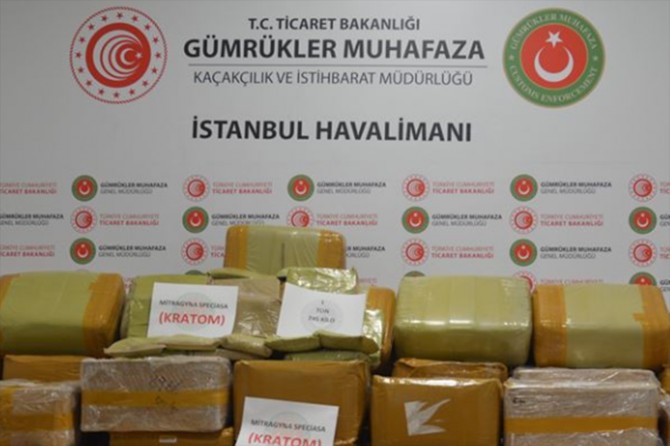 İstanbul Havalimanı'nda 1,7 ton uyuşturucu ele geçirildi