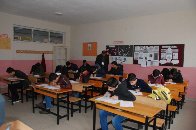 ​Siyer sınavıyla Peygamberimizin örnek hayatını gençlere aşılıyoruz