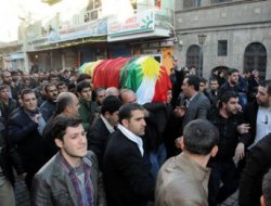 Şerafettin Elçi Cizre'de toprağa verildi foto