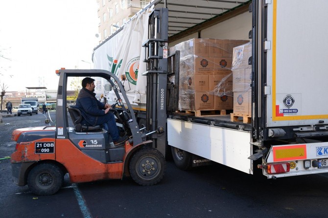 Diyarbakır'da her ay 5 bin haneye gıda yardımı