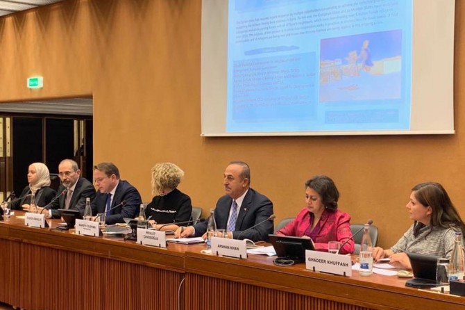 Bakan Çavuşoğlu: 371 bin Suriyeli geri döndü