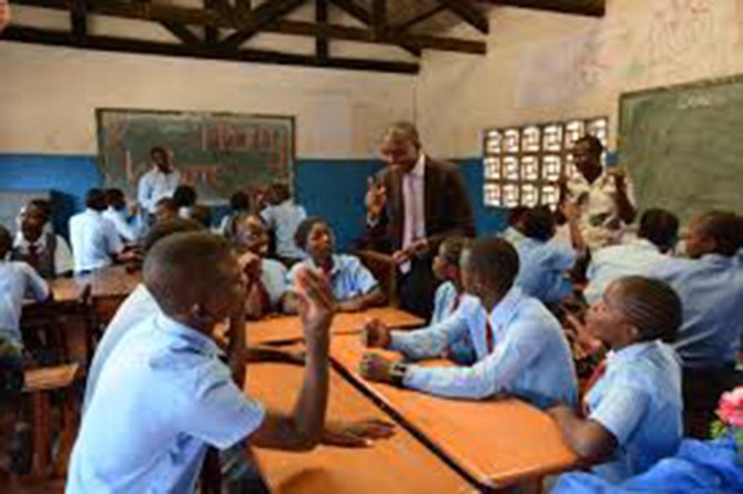 Zambiya'da, FETÖ'ye ait 3 okul kamulaştırıldı