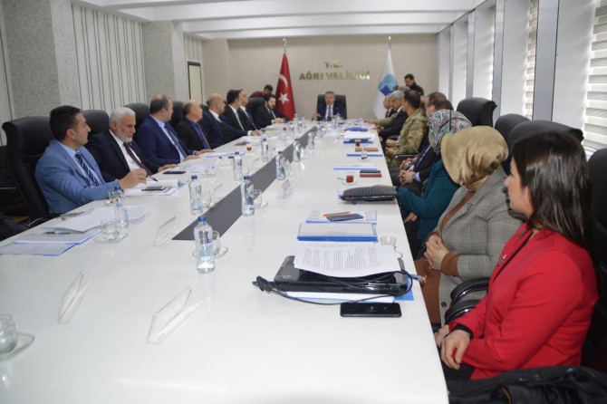 Ağrı'da kadına yönelik şiddetin mücadele toplantısı