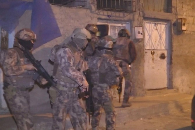 Torbacılara operasyon düzenlendi