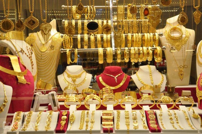 Yatırım aracı olarak altından vazgeçilmemelidir