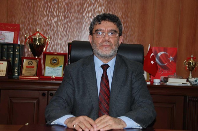 Camilerdeki oturak ve tabureler Asr-ı Saadette olmayan bir uygulamadır