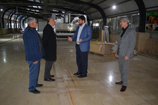 Semt pazarı esnafının mağduriyeti giderilmeli