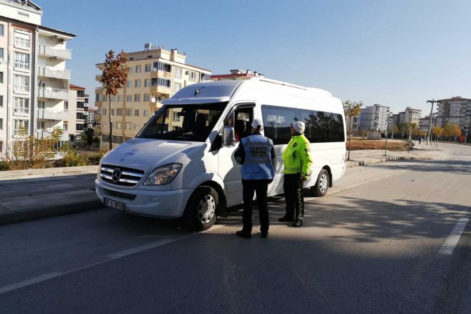 Okul servisleri denetlendi