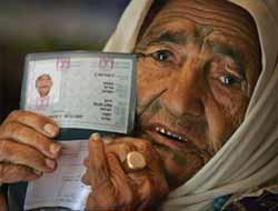 Filistin En Yaşlı Annesini Kaybetti