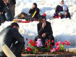 `Susarsak Dilimiz Kurusun!`