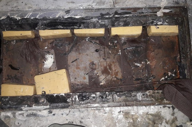 Yolcu otobüsünün bagajında eroin ele geçirildi