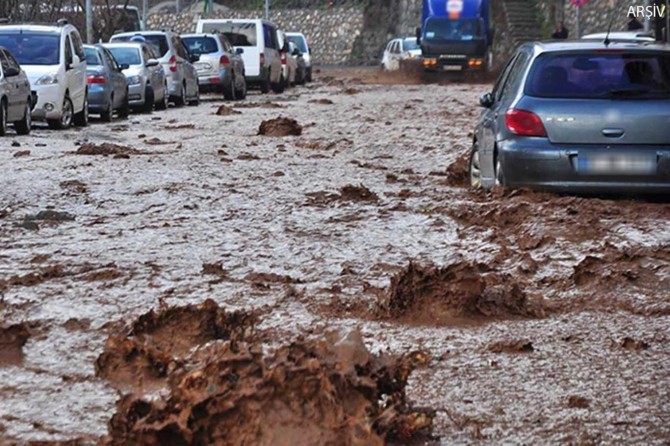 Meteoroloji sel ve su baskınları konusunda uyardı
