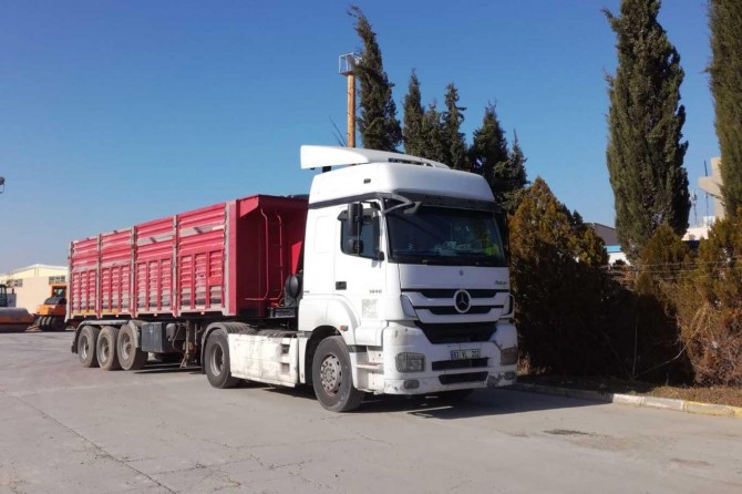 Akçakale Gümrük Kapısı’ndan yıllar sonra ilk ihracat