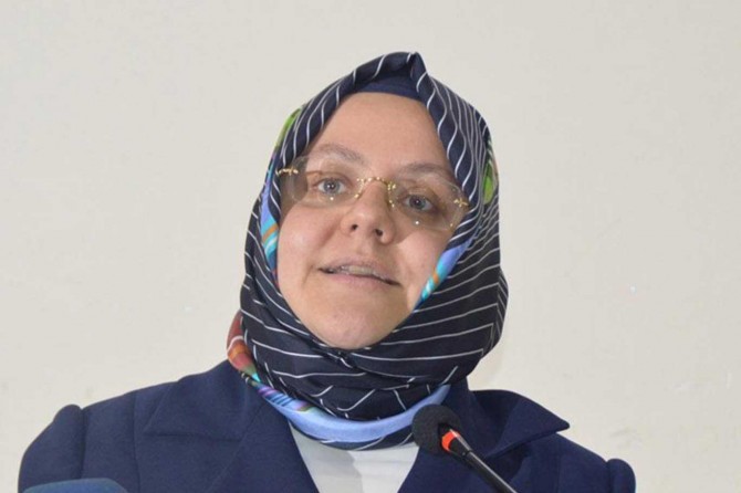 Bakanlıktan Adana'daki selzedelere destek