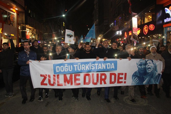 ​Doğu Türkistan Endülüs olmayacak