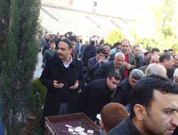 Suriyeli Mültecilere Yardım Toplandı