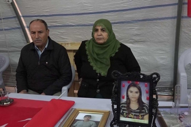 Evlat nöbetindeki anne 100 gün sonra mutlu haberi aldı