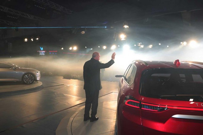 Cumhurbaşkanı Erdoğan: Türkiye’nin otomobili pek çok sektörün de ateşleyicisi olacaktır