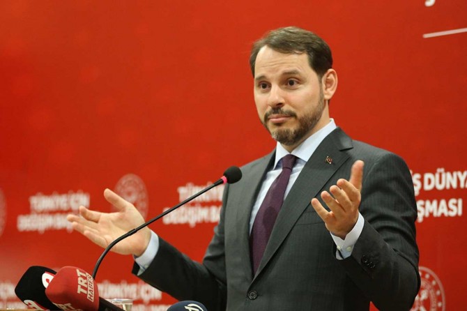 Bakan Albayrak: Tüm öncü göstergeler 2020 yılında yüzde 5 büyüme temelini ortaya koyuyor
