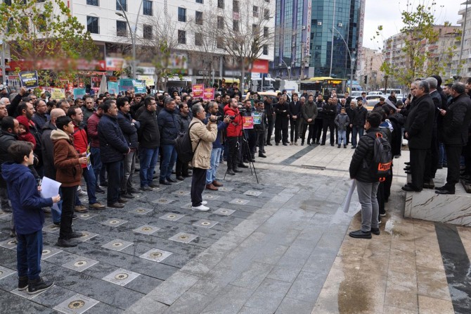 İdlib saldırıları protesto edildi