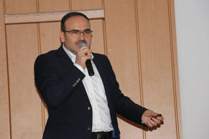 Dünya ve ahiret mutluluğu için çocuklarımızı iyi yetiştirmeliyiz