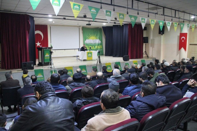 Meryemler yetiştiren ebeveynler olmalıyız