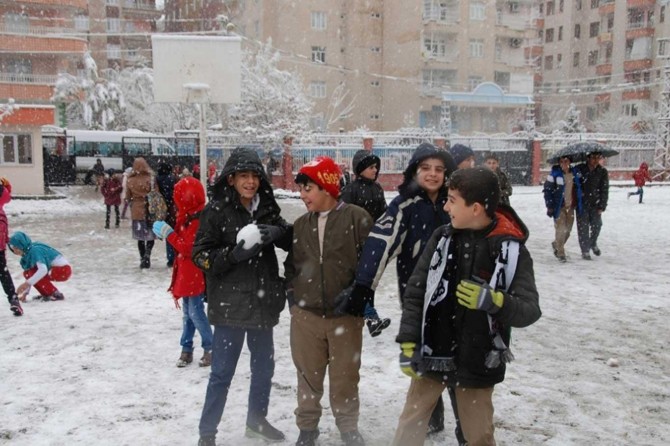 Eskişehir'de okullara kar engeli