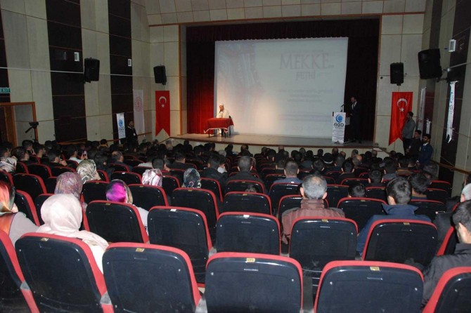 Bitlis'te, İnsanlığa bir inşirah Mekke'nin fethi programı düzenlendi