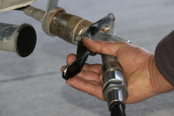 Akaryakıt zamlarından iş yapamaz hale geldik