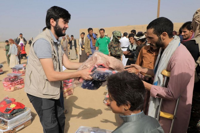 Binlerce Yemenliye insani yardım ulaştırıldı