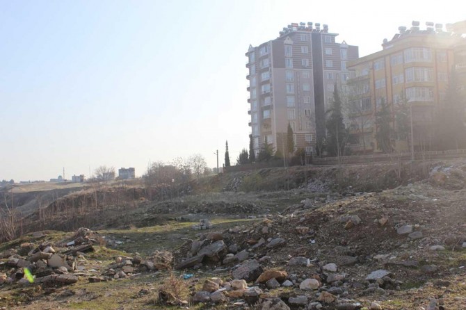 Alitaşı Mahallesi kaderine terk edilmiş