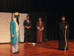 Denizli'de Narı Aşk Mevlana Tiyatrosu Sahnelendi