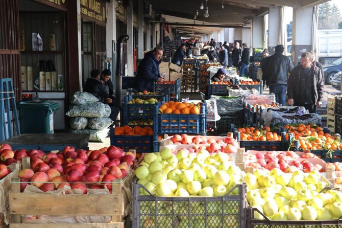 Sebze ve meyve fiyatları yüzde 30 düştü