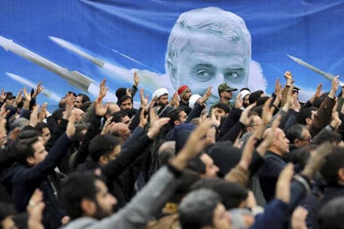 General Kasım Süleymani için İran genelinde anma merasimleri düzenleniyor