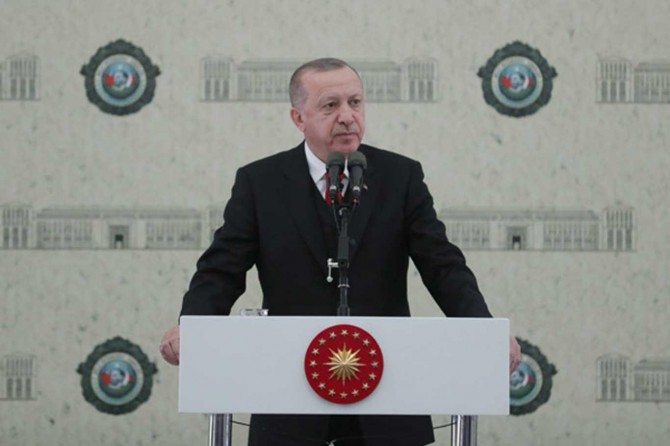 Erdoğan: MİT Libya'da üzerine düşen görevleri hakkıyla yerine getiriyor
