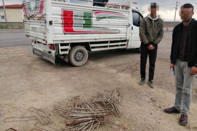 Malatya’da hırsızlar yol kontrolüne takıldı