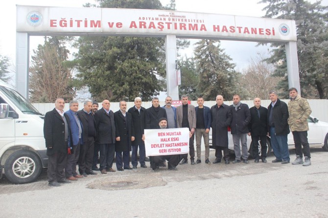 Muhtarlar: Yıkılan hastanemiz ne zaman yapılacak