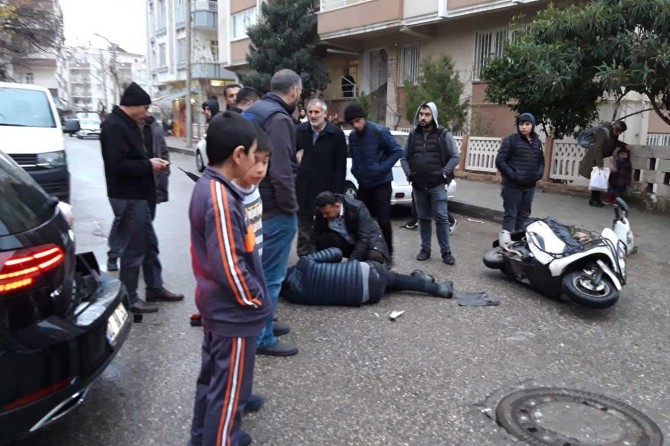 ​Adıyaman'da otomobil ile motosiklet çarpıştı: 1 yaralı
