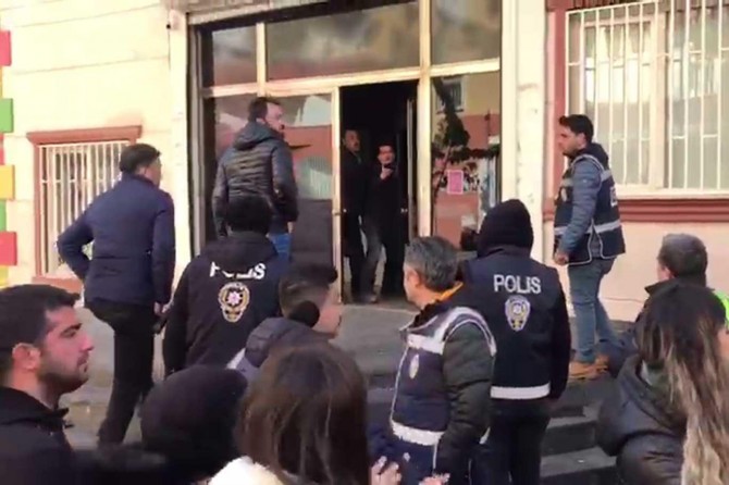 HDP'liler ile aileler arasında gerginlik