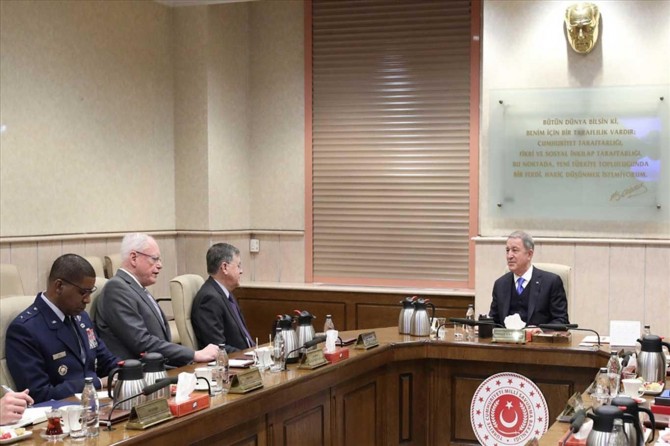 Bakan Akar, ABD Suriye Özel Temsilcisi Jeffrey'i kabul etti