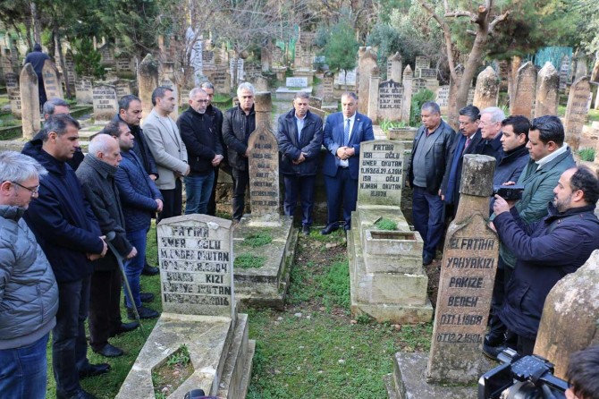 Şanlıurfa’da gazeteciler vefat eden meslektaşlarını unutmadılar