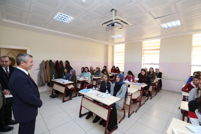 Öğrencilere ücretsiz kitap desteği