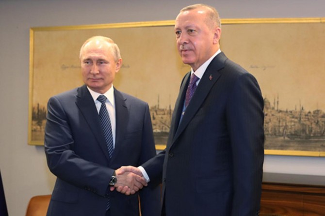 Erdoğan ile Putin telefonda görüştü